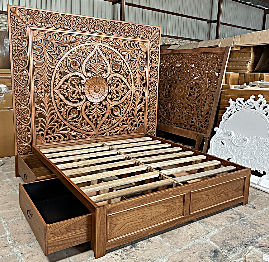Estructura de cama Jody de madera tallada a mano Dynasty con cajones de almacenamiento