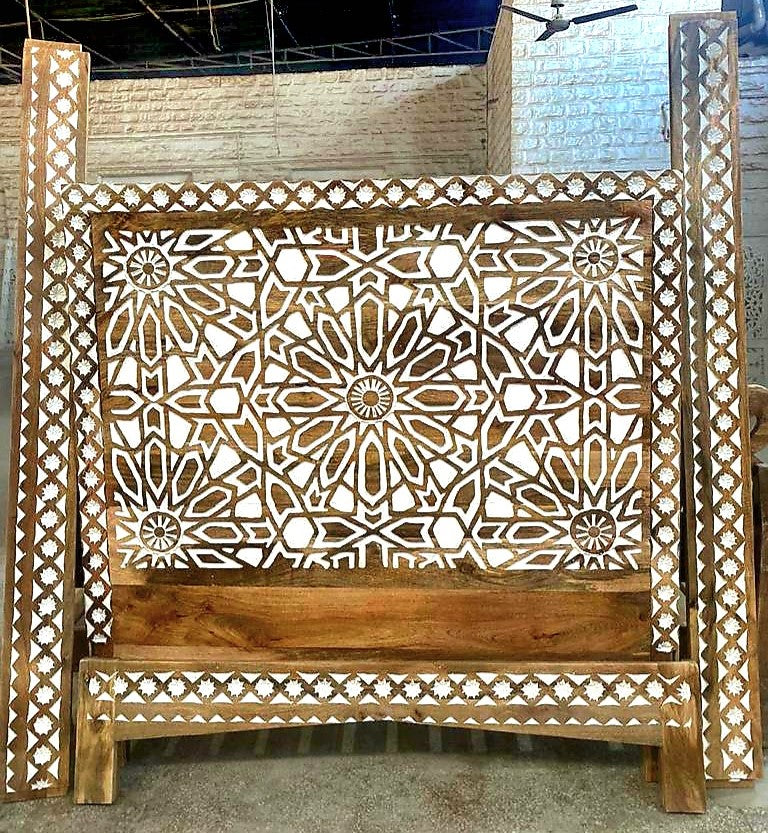 Mughal Garden Geométrico Tallado Natural Marco 2 Tono