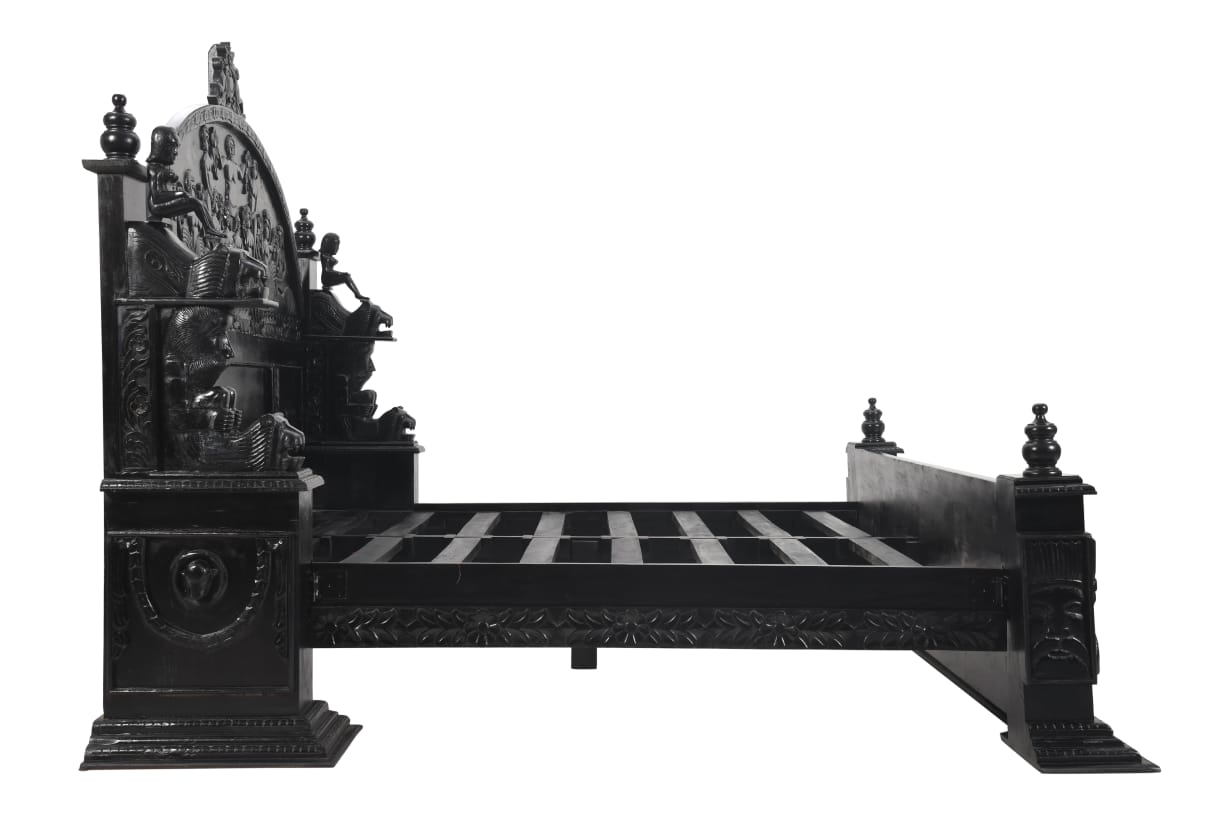 Daze Hand Carved Gothic Bed