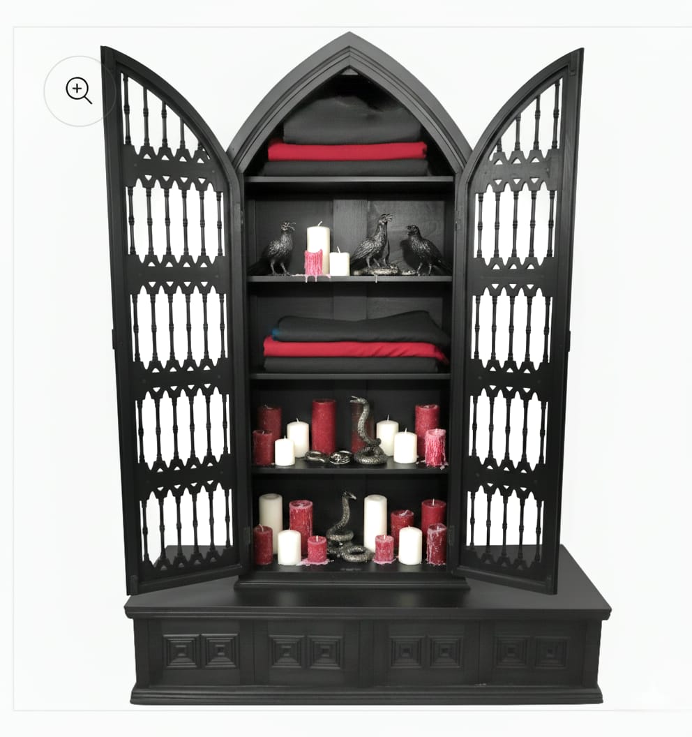 Magnífico juego de estantería de estilo gótico de madera maciza tallada a mano.