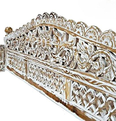 Silaw Hand Carved solid wooden indoor / Outdoor Daybed