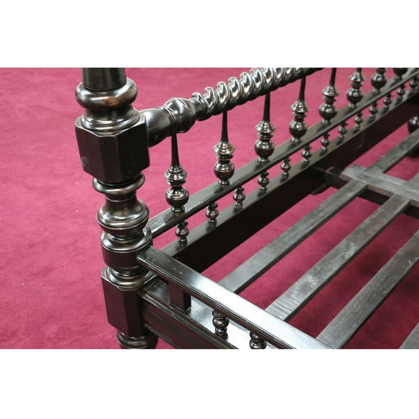Mace Indian Hand Carved Wooden Colonial Posters Platform Bed