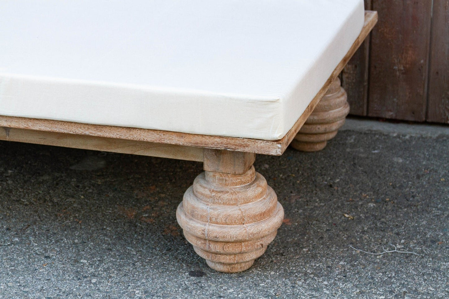 Hand Carved Indian Mughal floral White Washed Charming Daybed by Hibashi Furniture – handcrafted solid wood furniture made in India