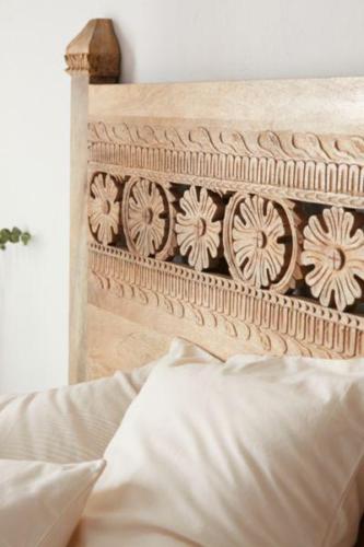 Hand Carved Wall Panel/Bedhead by Hibashi Furniture – handcrafted solid wood furniture made in India