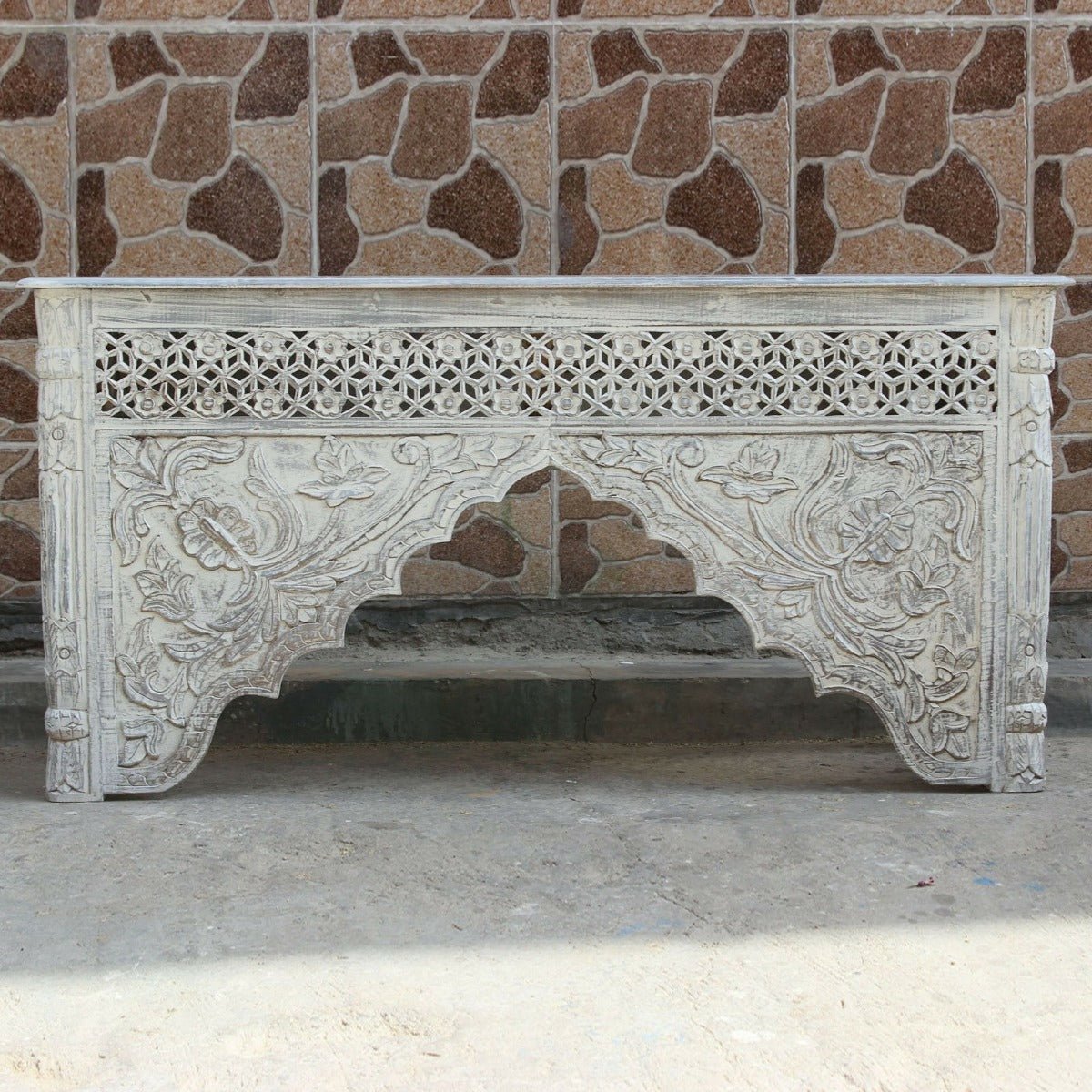 Mehrab Style Carved Hall Table by Hibashi Furniture – handcrafted solid wood furniture made in India