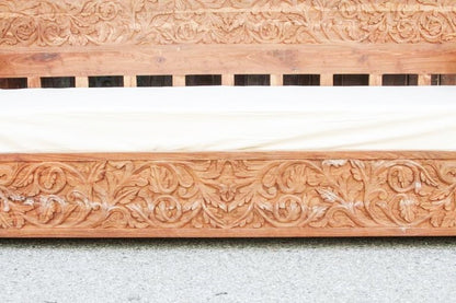 Dalia Hand Carved Indian Solid Wooden Daybed