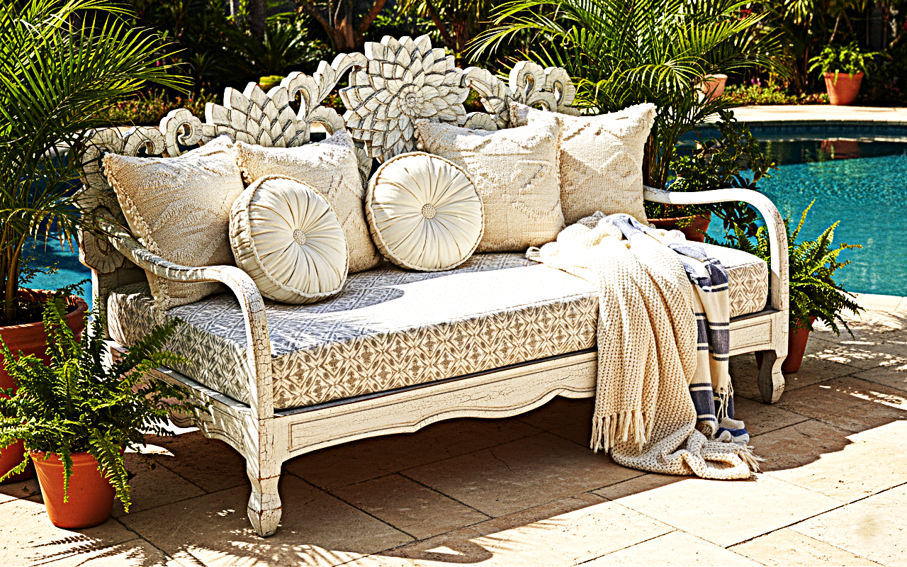Lotus Hand Carved Solid Wooden Indoor / Outdoor Daybed