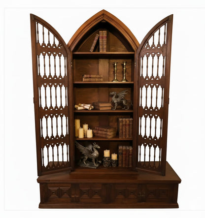 Magnífico juego de estantería de estilo gótico de madera maciza tallada a mano.