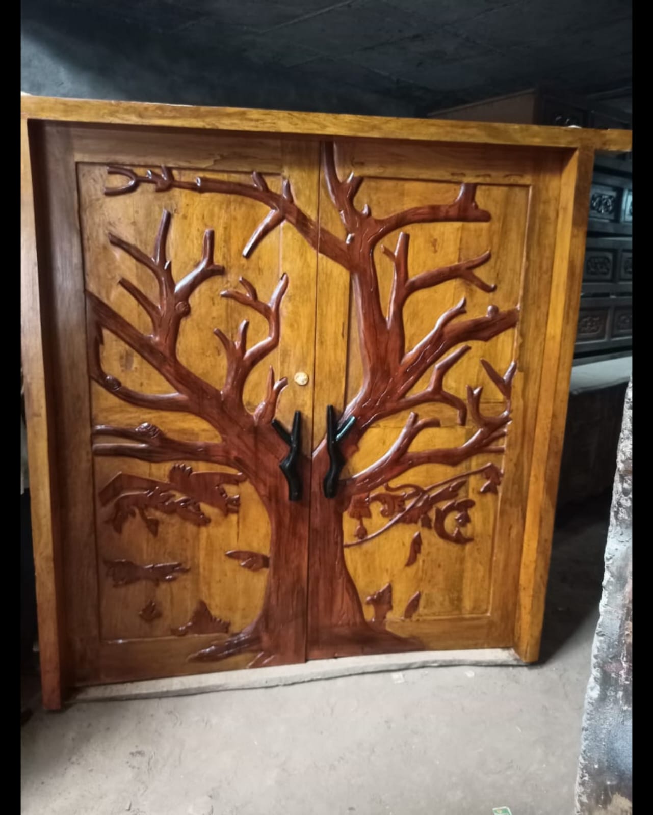 PUNO Hand Carved Custom Double Doors – handcrafted solid wood furniture