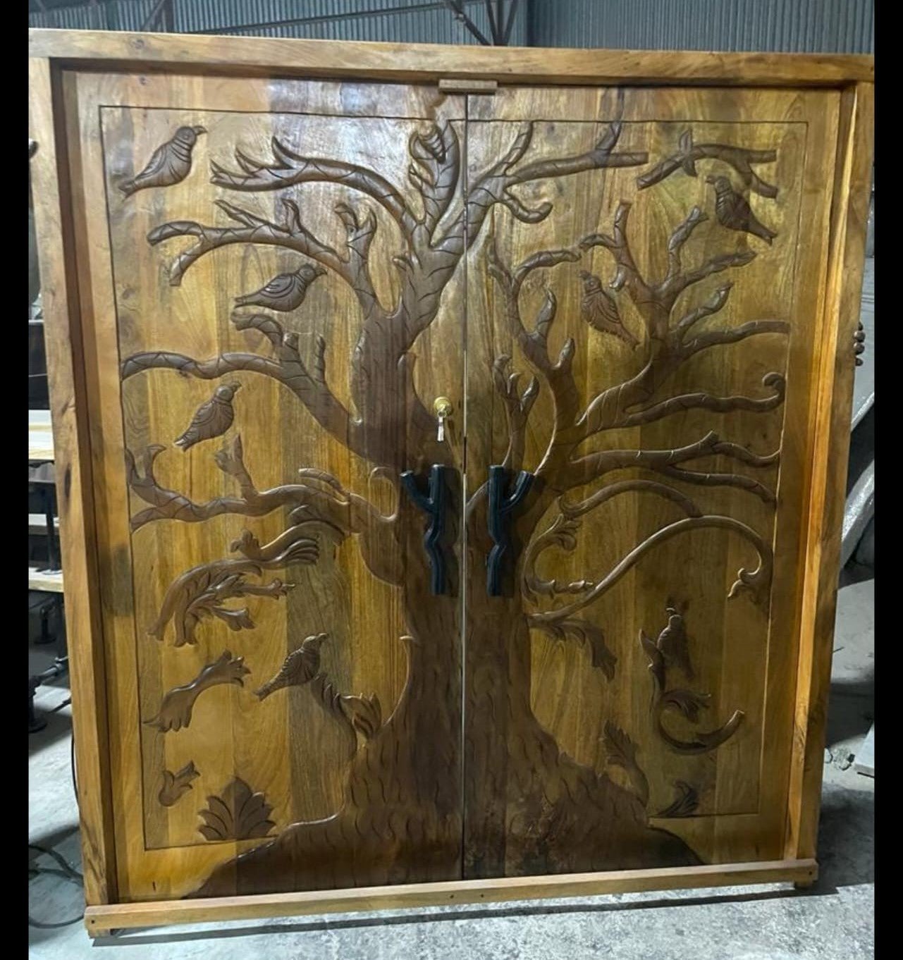 PUNO Hand Carved Custom Double Doors – handcrafted solid wood furniture