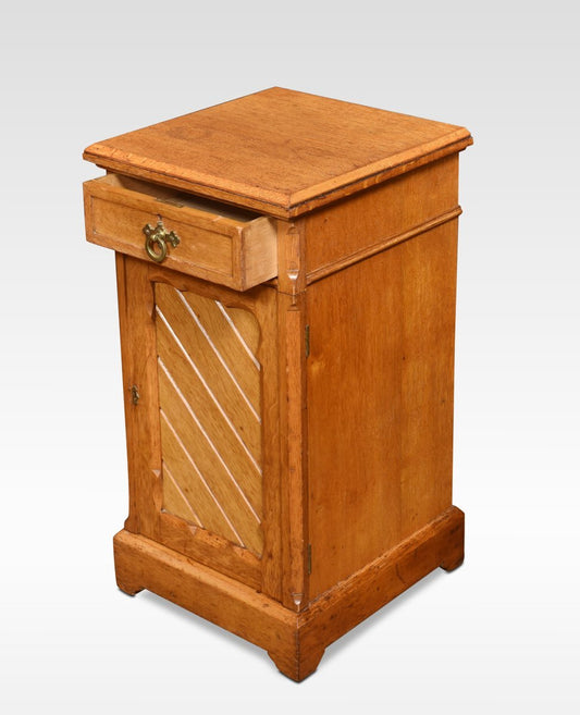 ToTo Gothic Wooden Bed Side Cabinet – handcrafted solid wood furniture