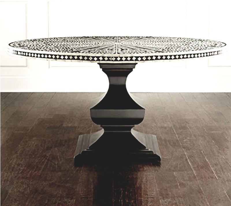 Mesa de comedor redonda y circular con incrustaciones de hueso y diseño floral