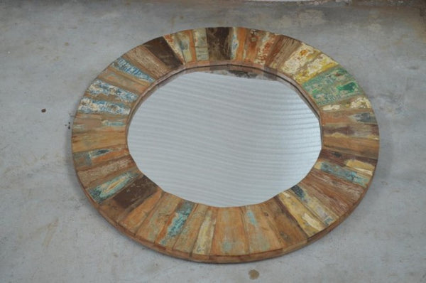 Marco de espejo de pared redondo de madera recuperada