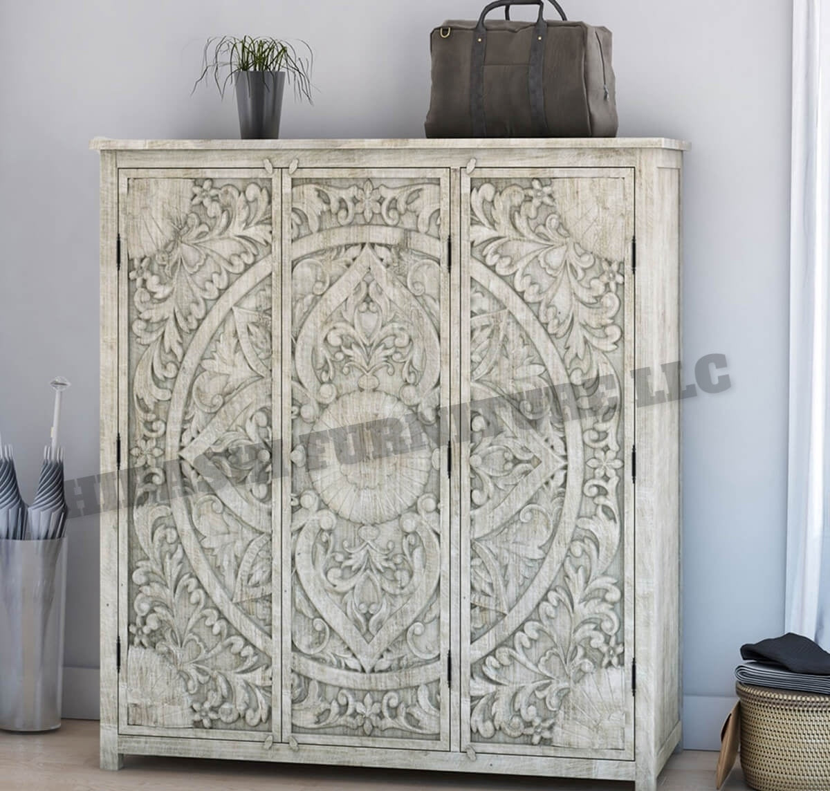 ILANO Hand-carved Solid Mango Wood 3-door Armoire
