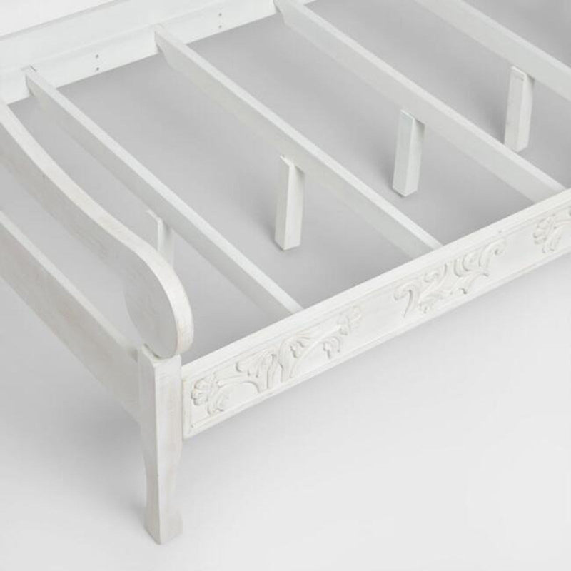 MAHAL Hand Carved Daybed White