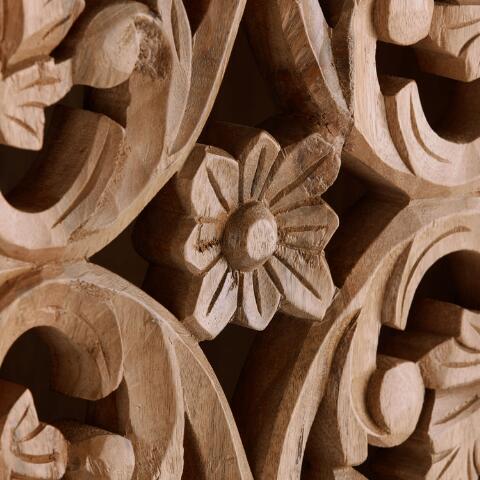 Gabinete de almacenamiento de madera tallada a mano con flores naturales arqueadas de Sitra