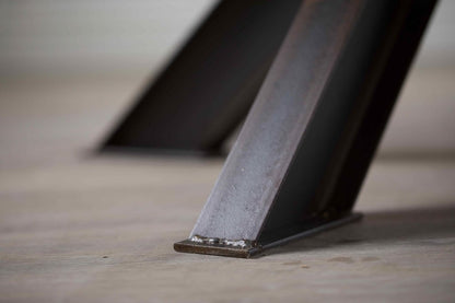 BARAS Round Industrial Steel Pedestal Dining Table – handcrafted solid wood furniture