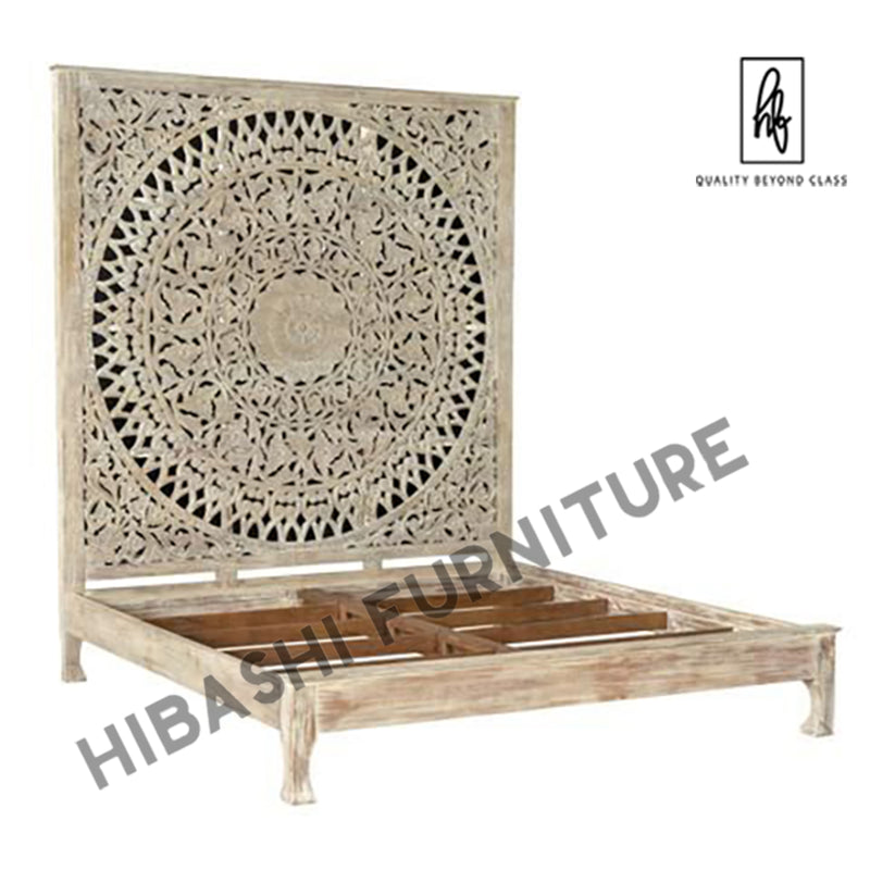 ALAMID Hand carved Indian Bed