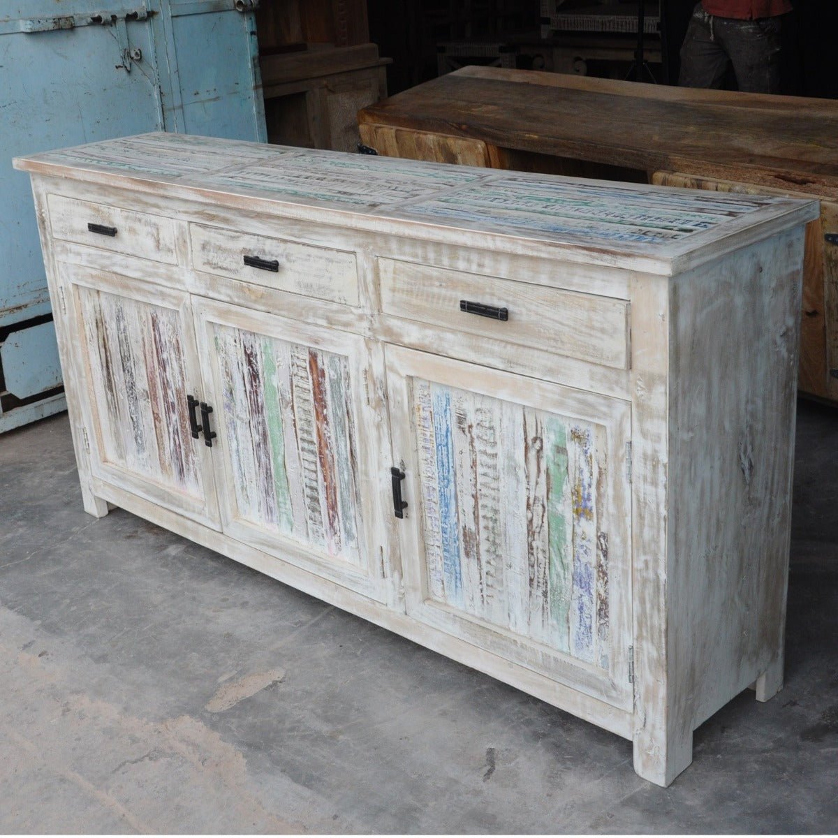 CORSO TIMBER SIDEBOARD - White wash - 180 - 40 - 90 – handcrafted solid wood furniture