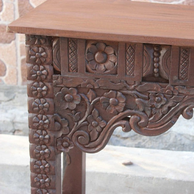 Mesa de recibidor antigua tallada a mano