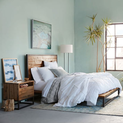 GASAN Industrial Nightstand