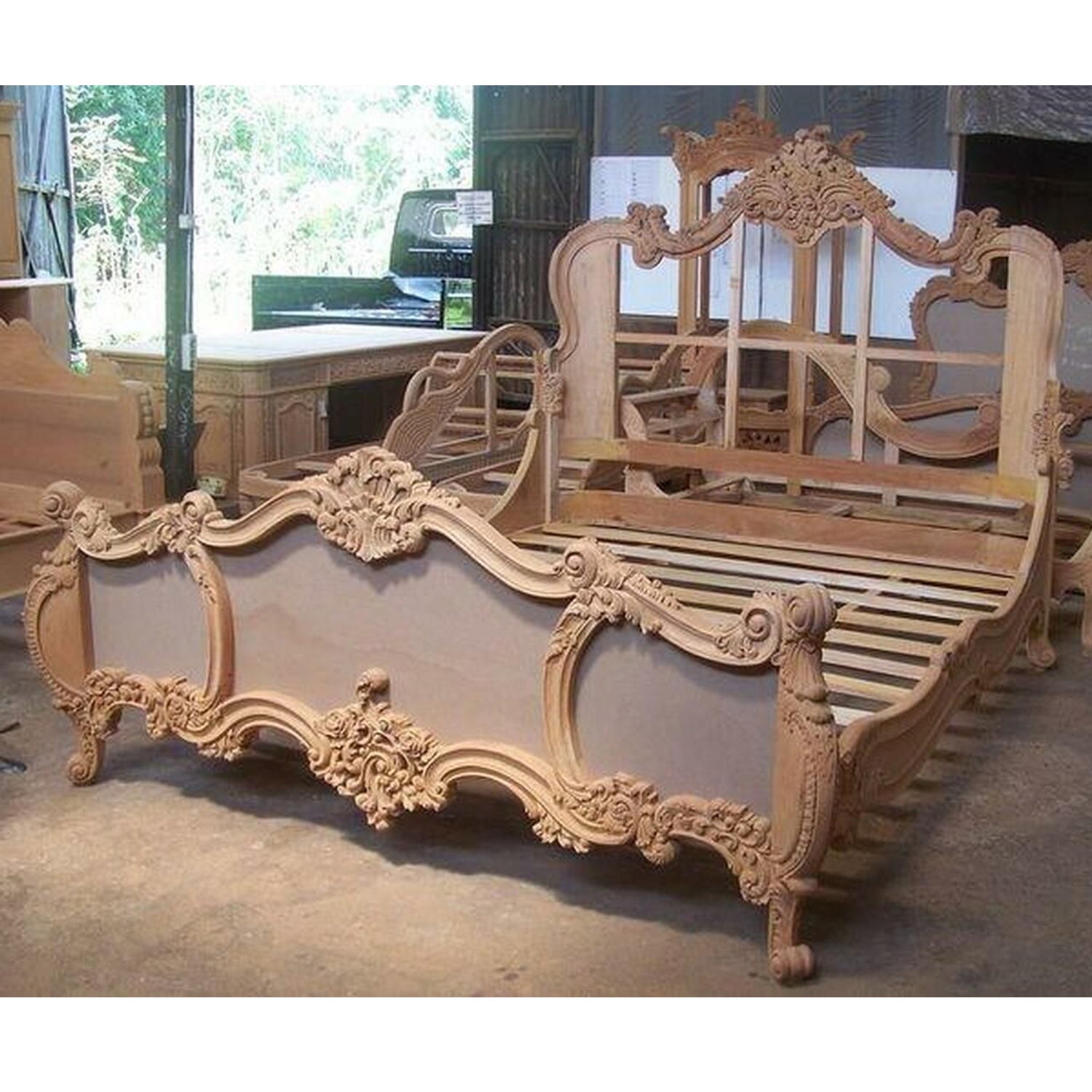 ROCOON Zotic Bed – handcrafted solid wood furniture